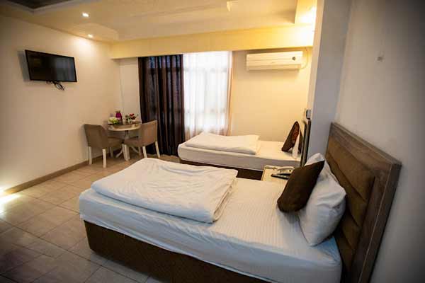 امکانات رفاهی هتل راهب شهر نجف