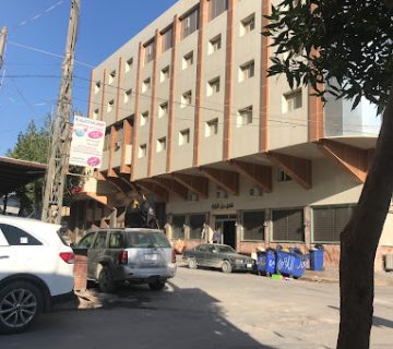 هتل دوار لولو کربلا با فضایی آرام و دلنشین، مکانی مناسب برای زائران است. امکانات رفاهی کامل و طراحی زیبا، اقامتی راحت را برای مهمانان تضمین می‌کند.