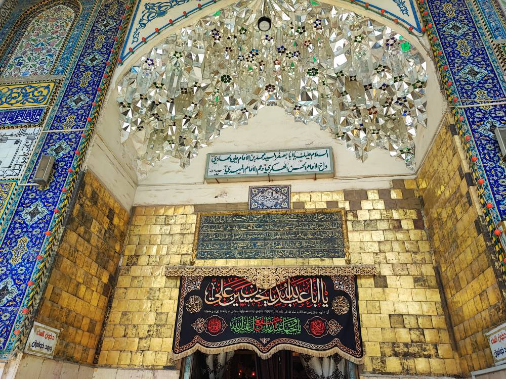 در عراق، امامزاده سید محمد به عنوان مکانی مقدس برای نذر بچه‌دار شدن شناخته می‌شود. زائران با نیت خالصانه و دعاهای پر از امید، به این مکان مراجعه می‌کنند.