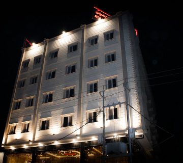 اقامت در هتل عطاء الحسین کربلا، فرصتی عالی برای زائران جهت نزدیک شدن به حرم مطهر امام حسین (ع) است.