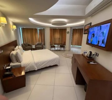 لابی زیبا و مدرن هتل کورال