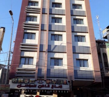 نمای بیرونی هتل باب الریان