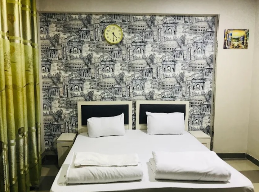 اتاق خواب لوکس در هتل ضیوف القصر