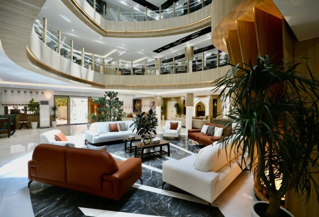 لابی هتل یاسمین