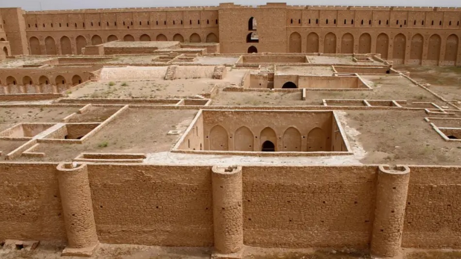 جزئیات معماری اسلامی در قلعه الاخیضر